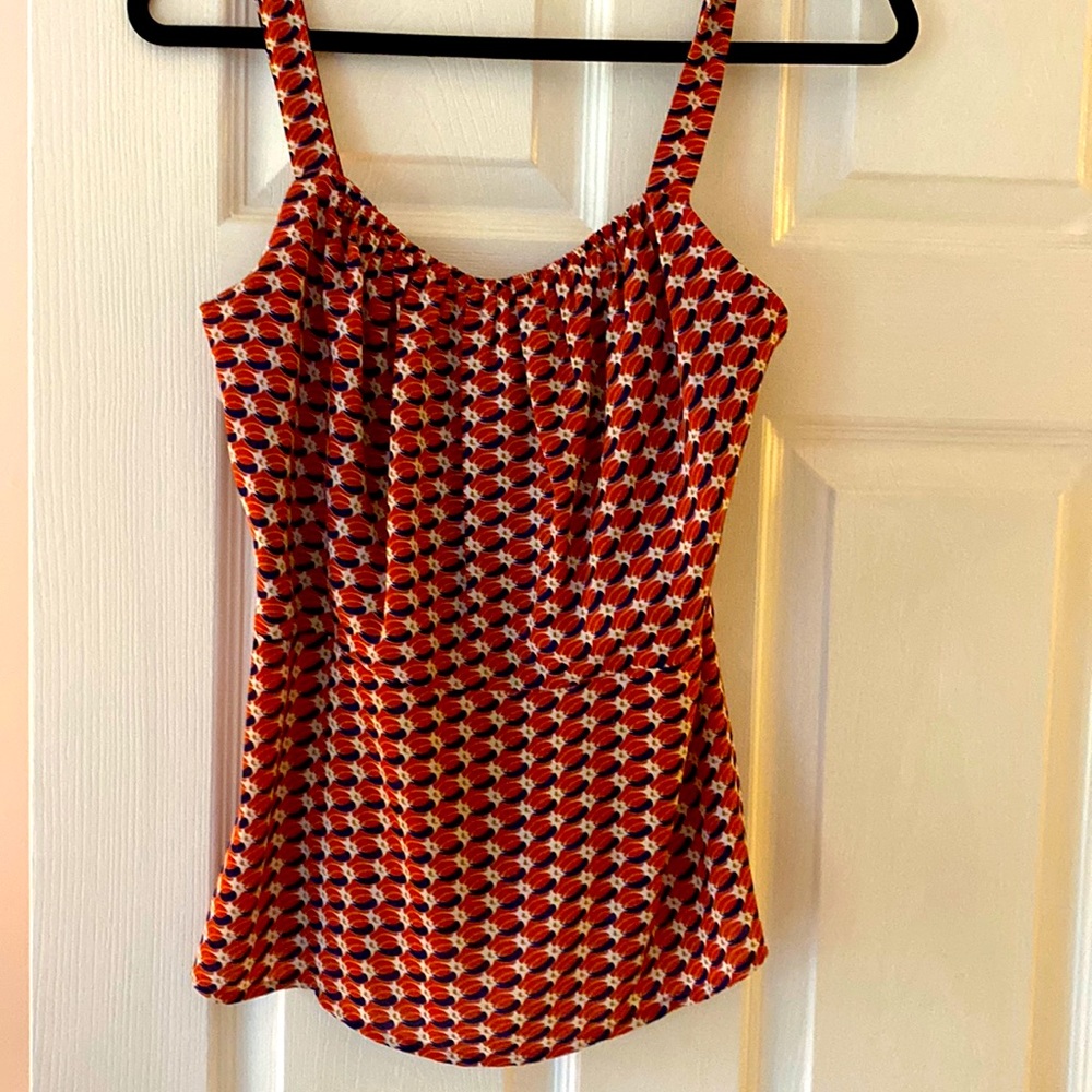 Versatile Red, White and Blue Cabi top. Size M. Great condition. 32 in waist.